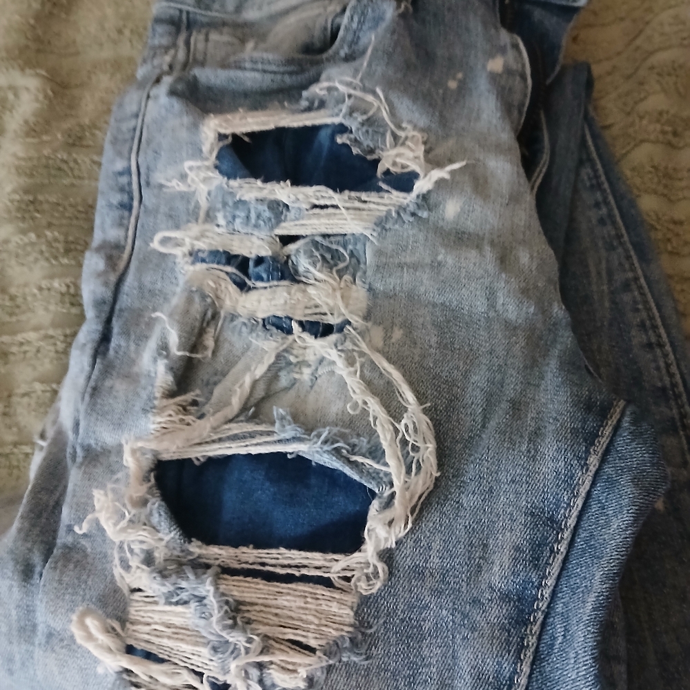Distressed Light Blue Jeans - Picture 7 of 10